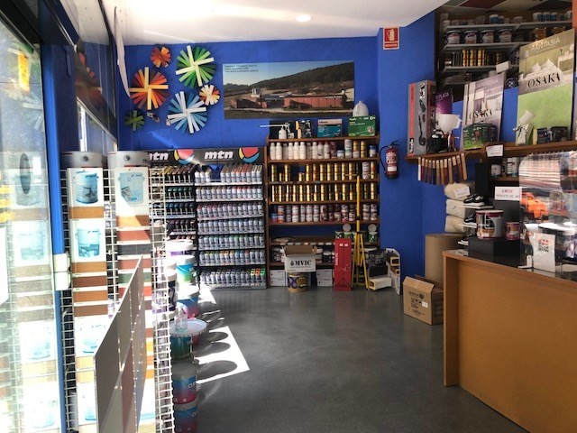 Local (8)