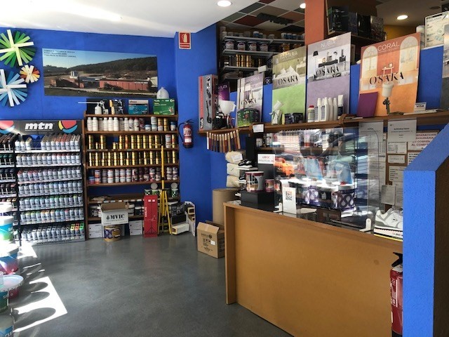 Local (9)