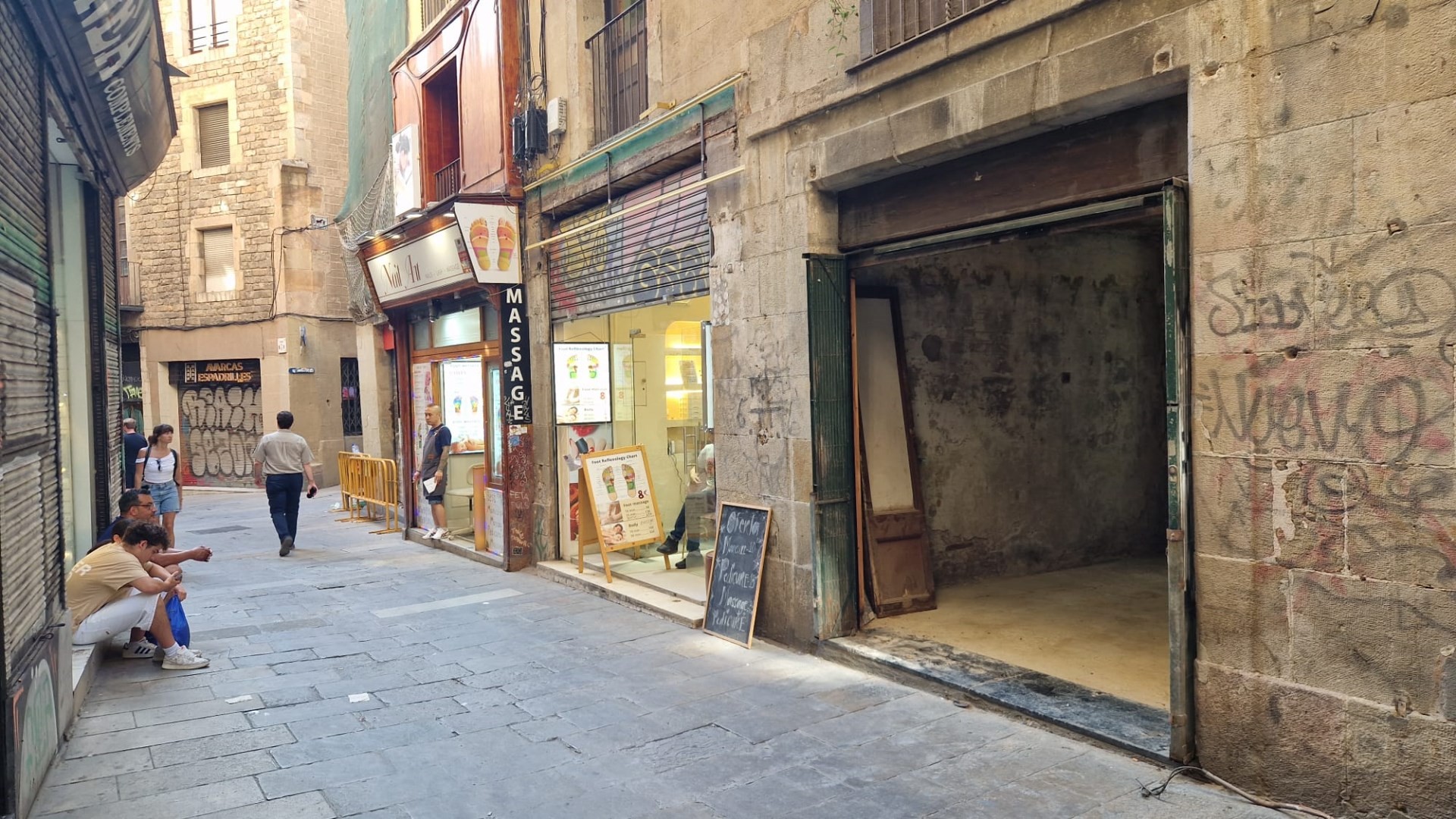 Façana (2)
