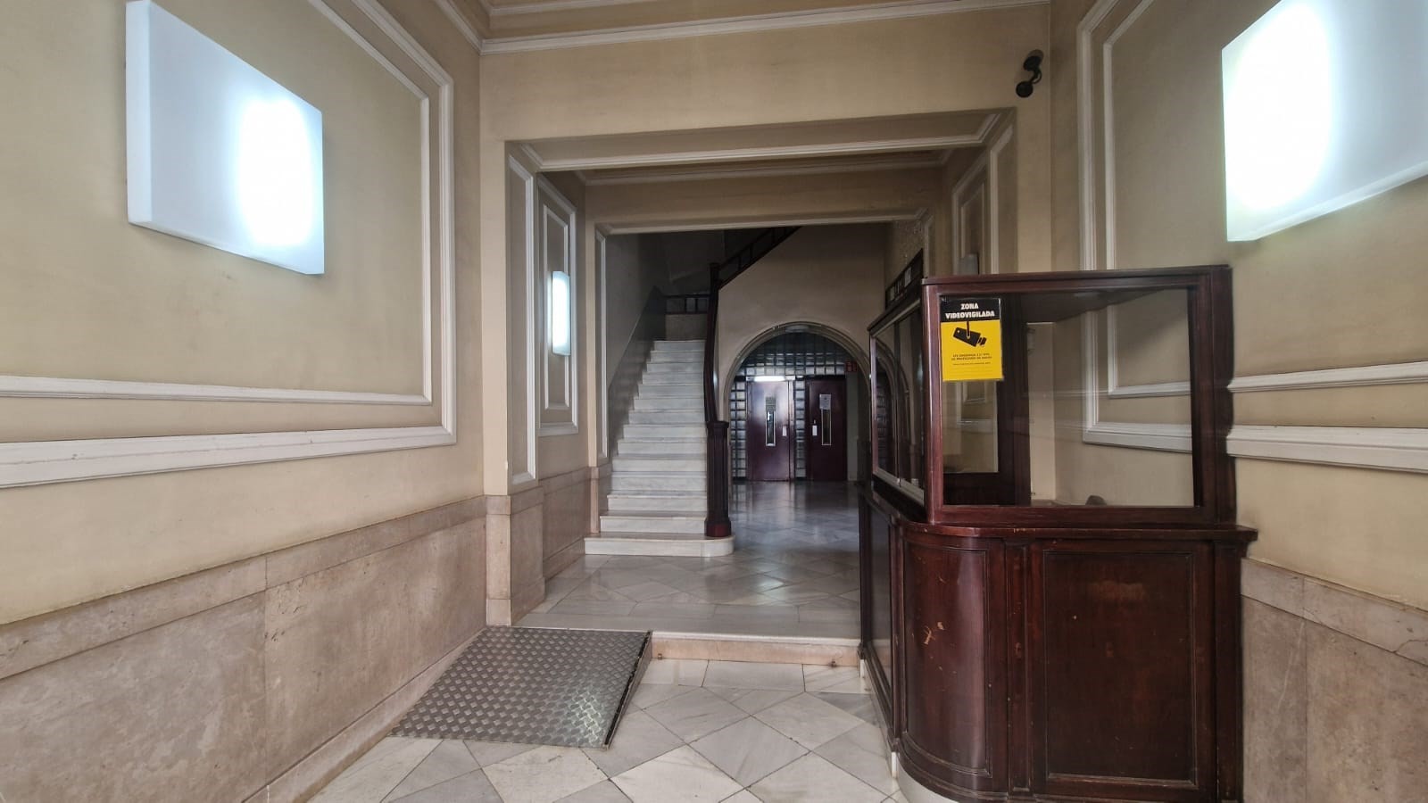 WhatsApp Image 2025-09-24 at 16.19.06 (1)