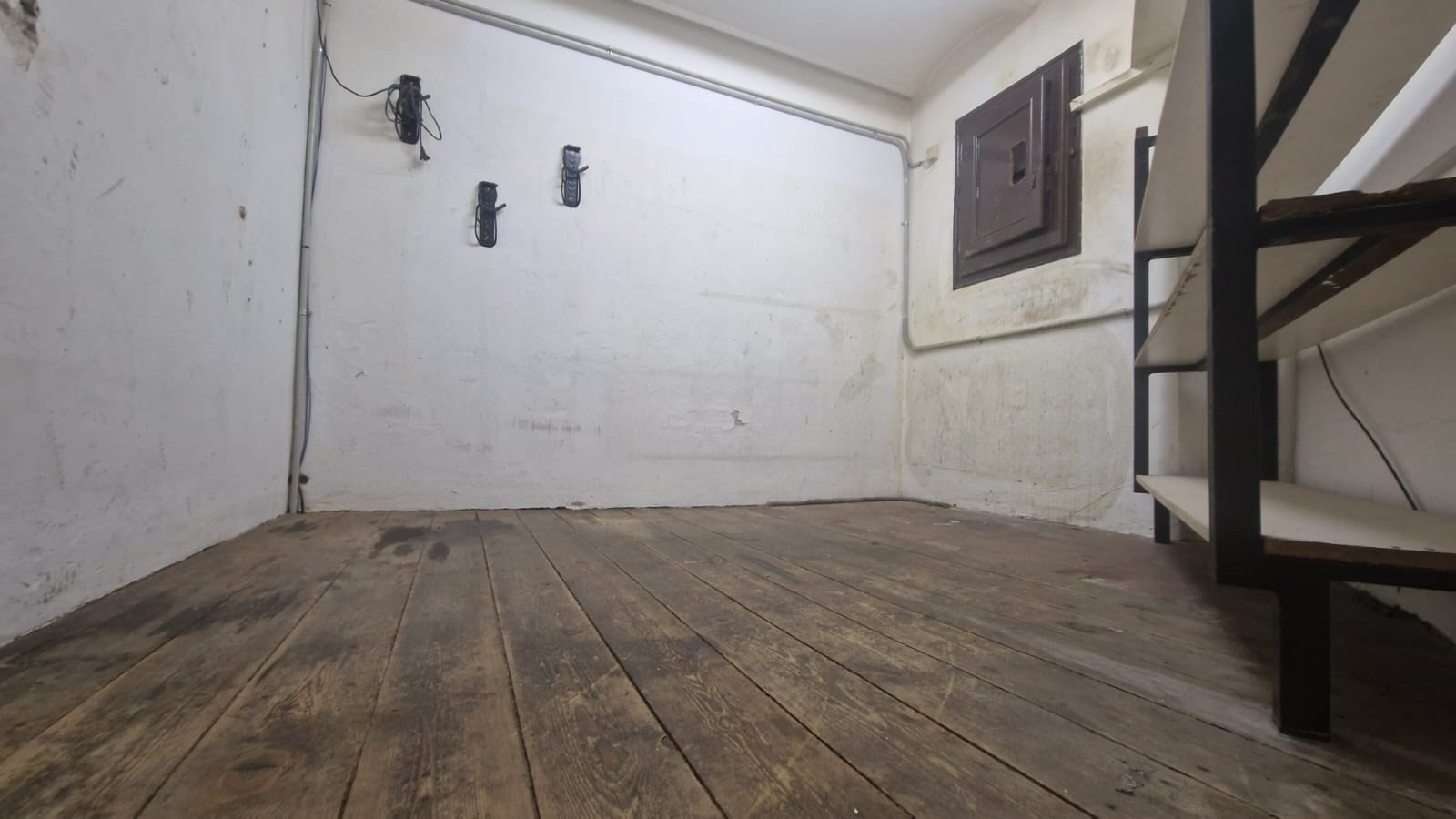 WhatsApp Image 2025-12-03 at 10.15.04