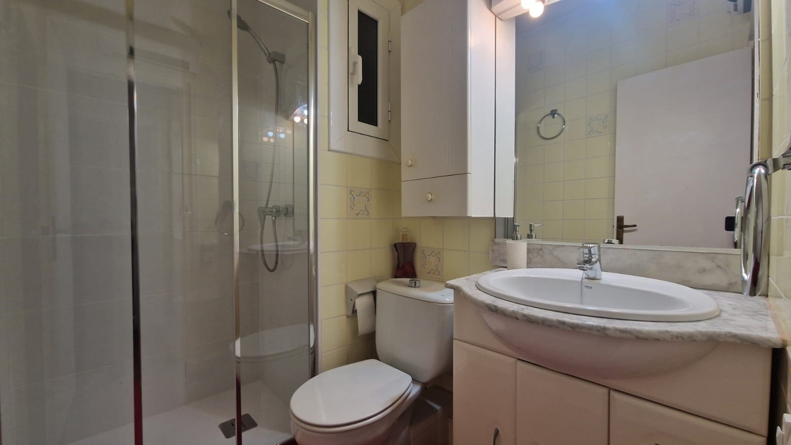 WhatsApp Image 2025-12-25 at 07.25.12 (1)